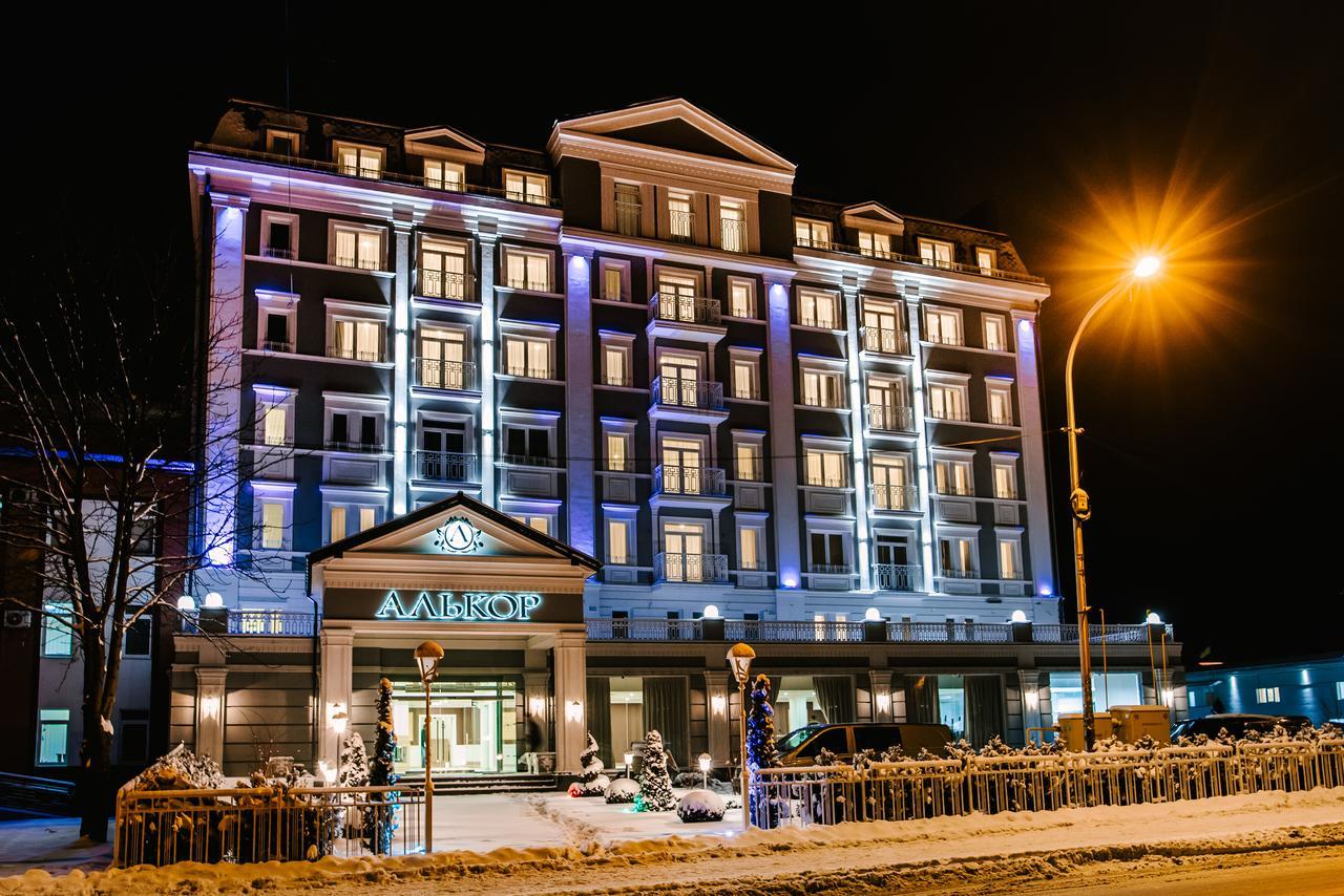 Hotel Alkor Truskavets Ngoại thất bức ảnh